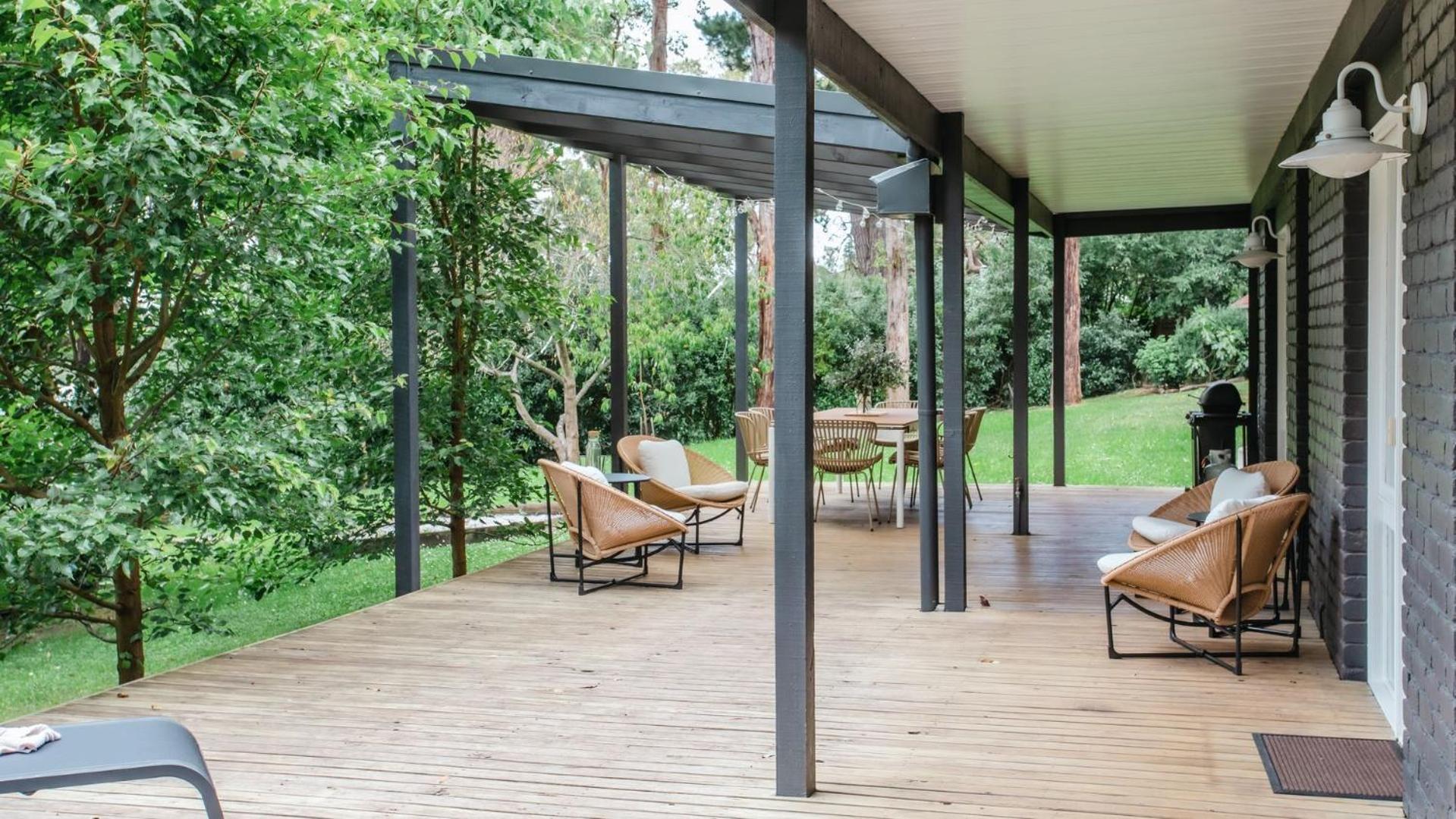Sunrey Retreat Villa Red Hill Buitenkant foto